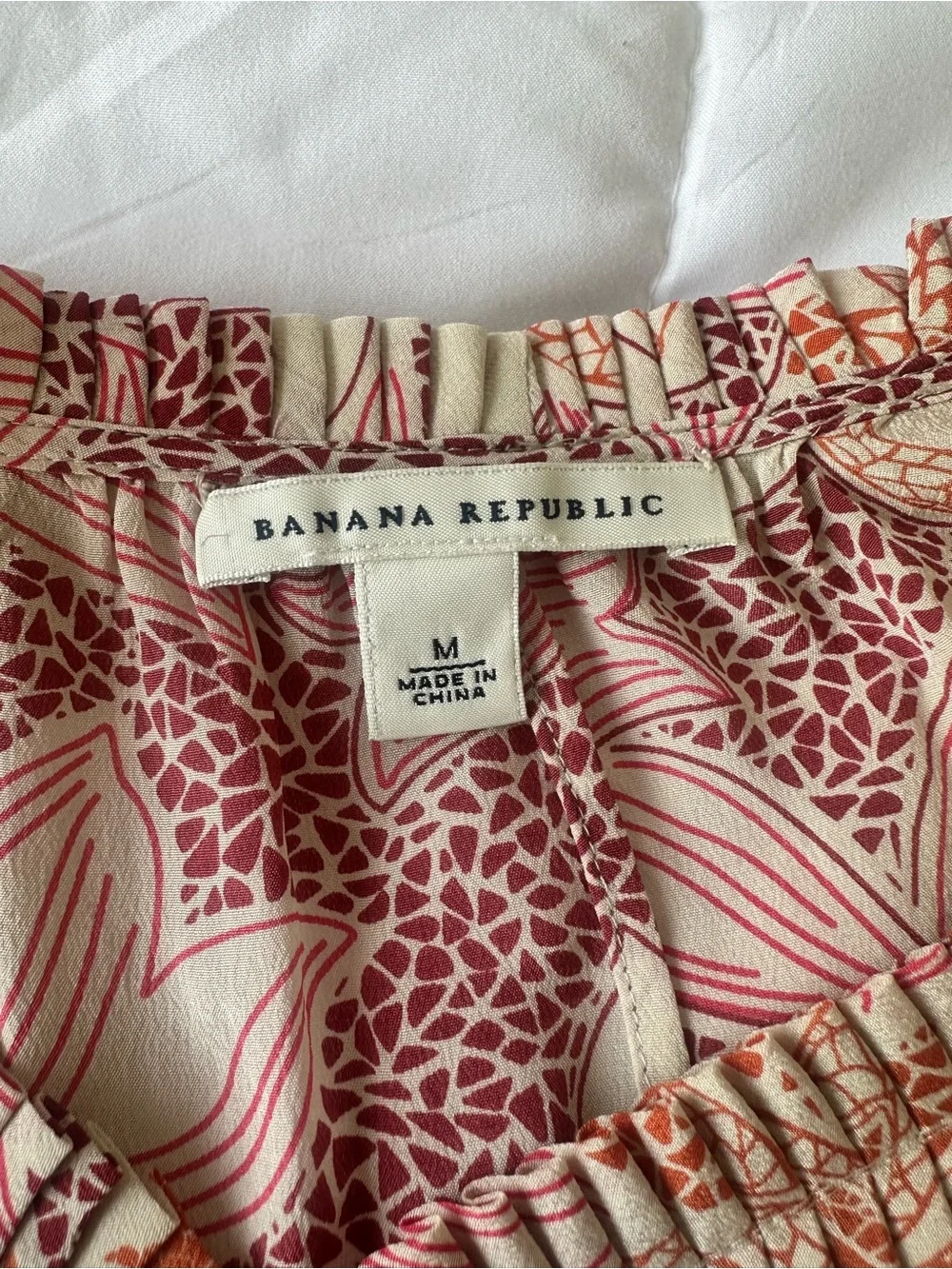 Banana Republic 100% Silk Flowy Floral Puff Quarter Sleeve Blouse Size M Boho
